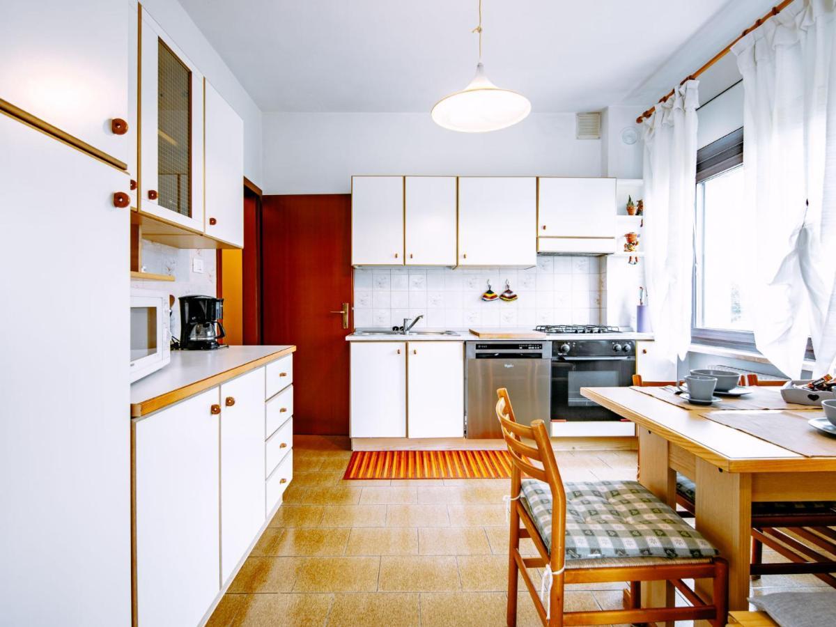 Apartment Deval-1 By Interhome Calceranica al Lago Luaran gambar